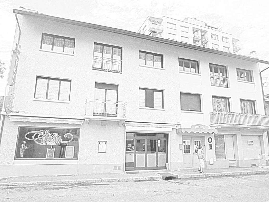 Hotel Cafe Du Palais 또농-레-방 외부 사진